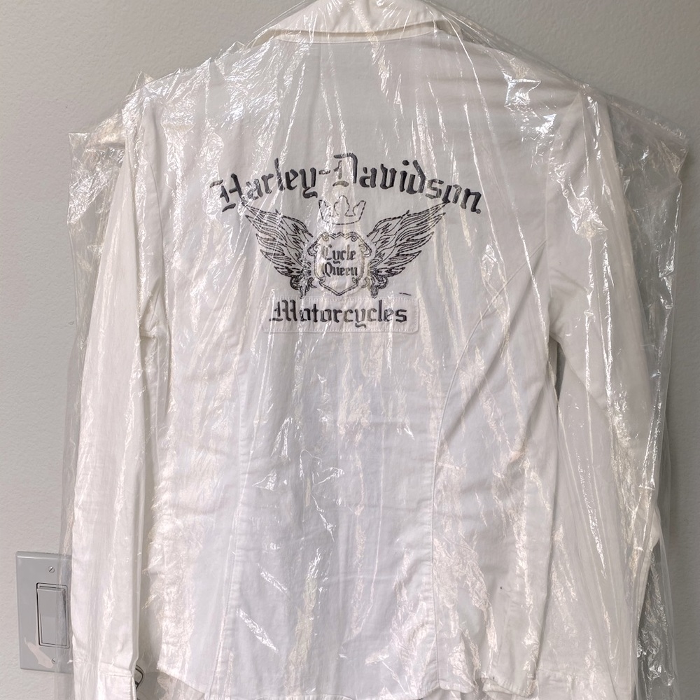 Harley-Davidson shirt